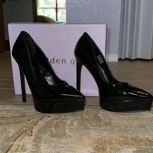 NIB MADDEN GIRL BLACK PATENT LEATHER STILETTO HEELS SZ 10
